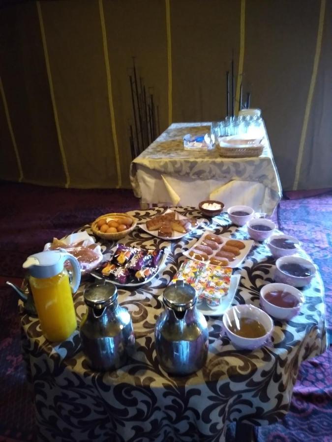 Nomad Bivouac Hotel Merzouga Buitenkant foto
