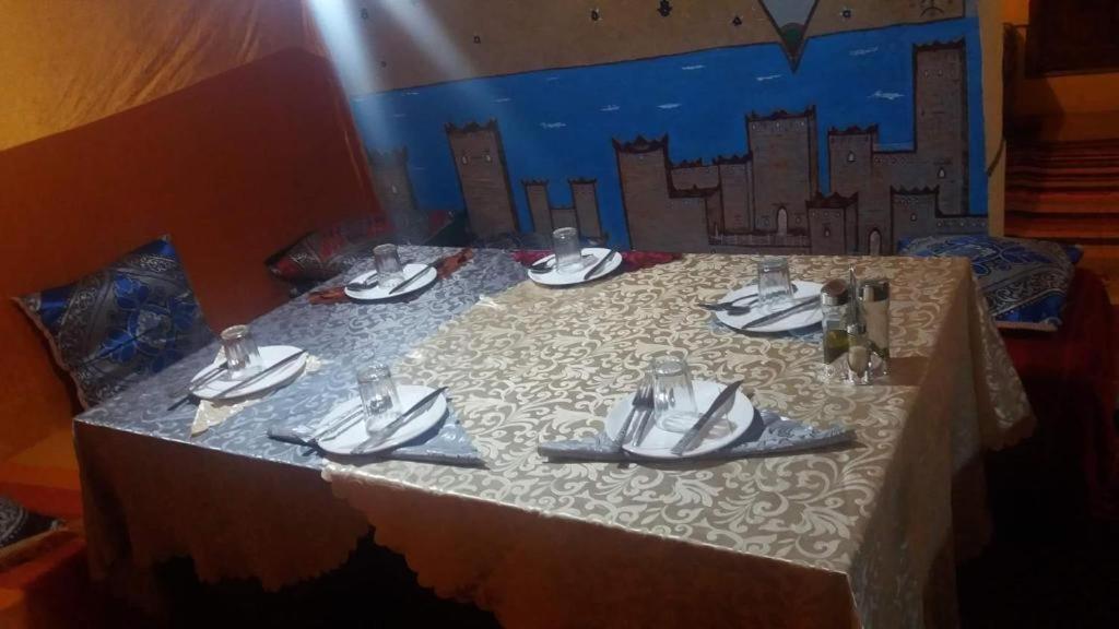 Nomad Bivouac Hotel Merzouga Buitenkant foto