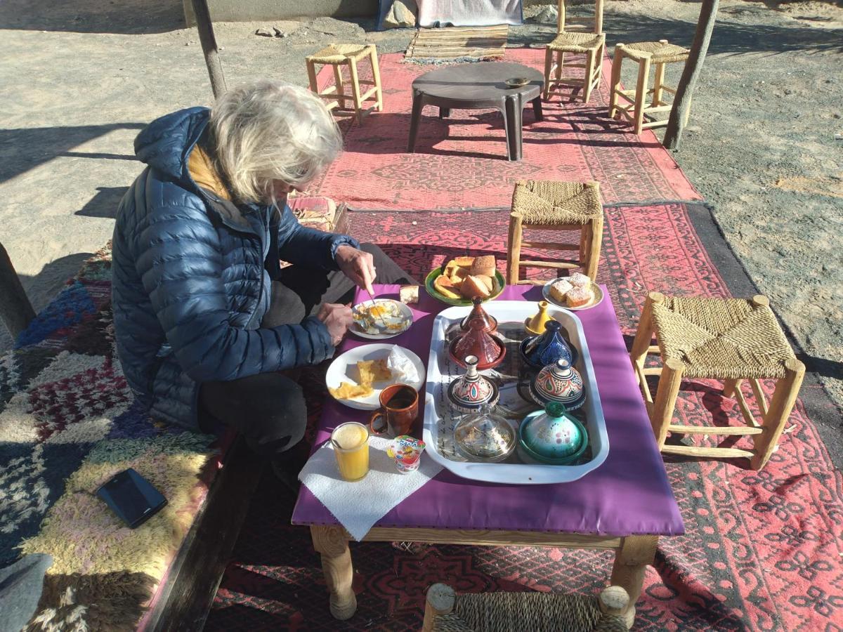 Nomad Bivouac Hotel Merzouga Buitenkant foto